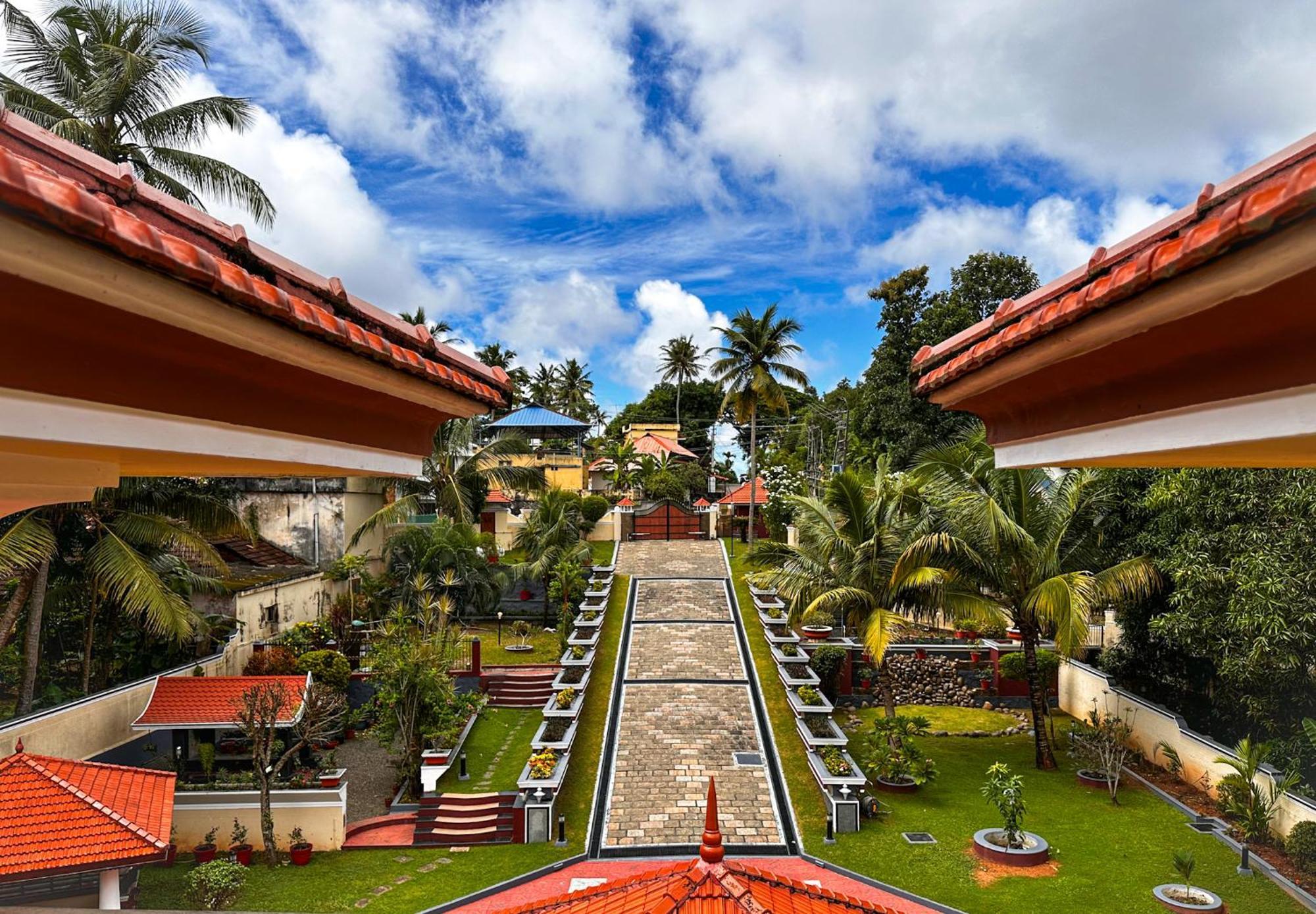 Parvathy Serenity In Varkala Attingal エクステリア 写真